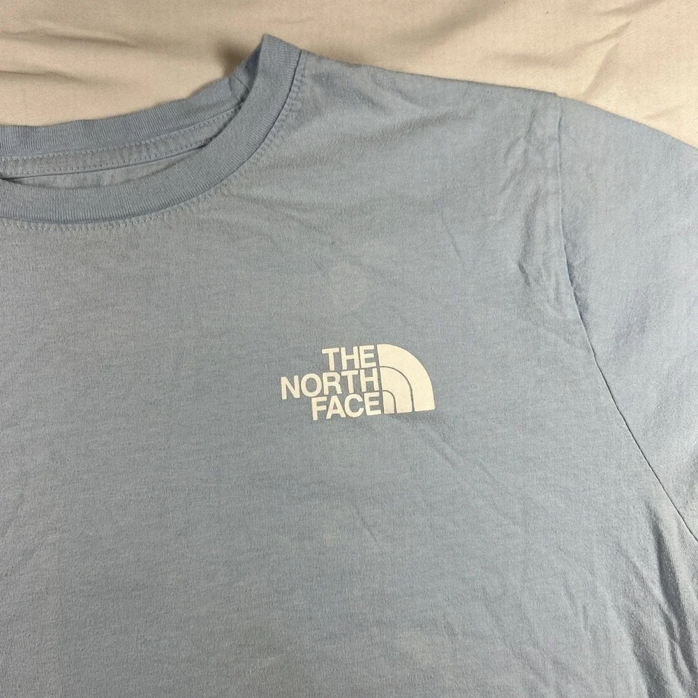 The North Face Women Shirt XL Light Blue Graphic Crew Neck Pullover